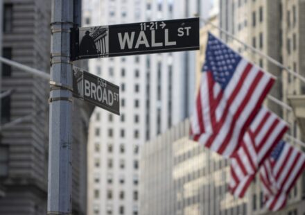 Chip Stock Sell-off Puts Downward Pressure on Broader Market