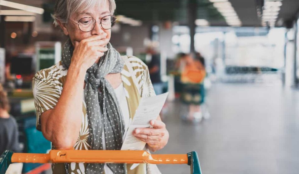 shopper checks her receipt