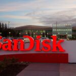 SanDisk stock prediction: Friday closed at $1,299.30, bull $2,532.60, bear $662.86. Is the slide a NAND price break, or the stock’s own volatility?